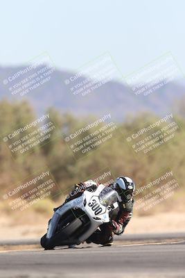 media/Nov-02-2025-CVMA (Sun) [[337aff29ab]]/Race 8-Formula Lightweight Twins Shootout/